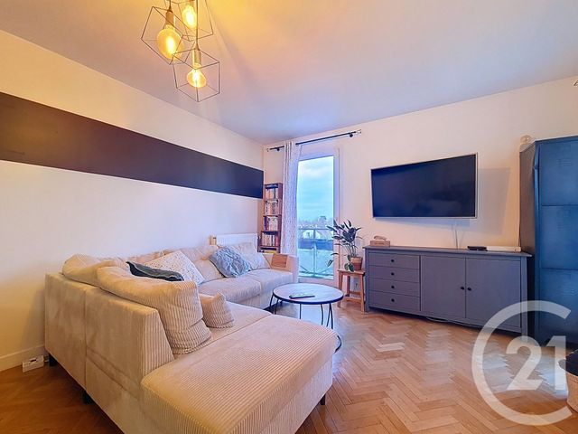 Appartement F2 à louer - 2 pièces - 48.4 m2 - SUCY EN BRIE - 94 - ILE-DE-FRANCE - Century 21 Cnt Immobilier