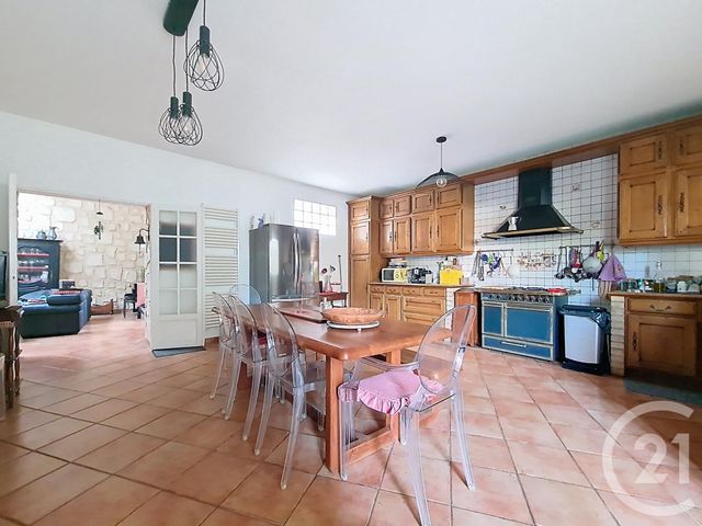 maison à vendre - 7 pièces - 212.2 m2 - CHENNEVIERES SUR MARNE - 94 - ILE-DE-FRANCE - Century 21 Cnt Immobilier