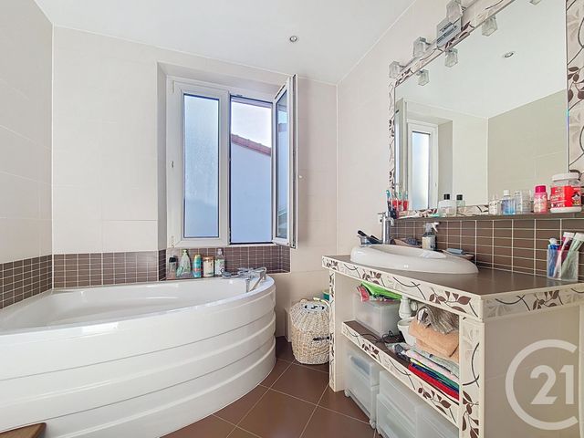 maison à vendre - 7 pièces - 212.2 m2 - CHENNEVIERES SUR MARNE - 94 - ILE-DE-FRANCE - Century 21 Cnt Immobilier