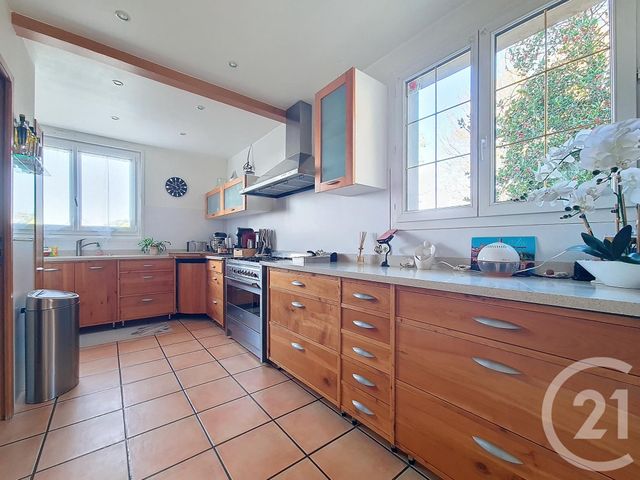 maison à vendre - 6 pièces - 132.0 m2 - CHAMPIGNY SUR MARNE - 94 - ILE-DE-FRANCE - Century 21 Cnt Immobilier