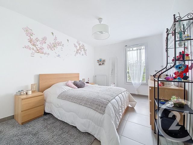 Appartement F3 à vendre - 3 pièces - 60.47 m2 - PONTAULT COMBAULT - 77 - ILE-DE-FRANCE - Century 21 Cnt Immobilier