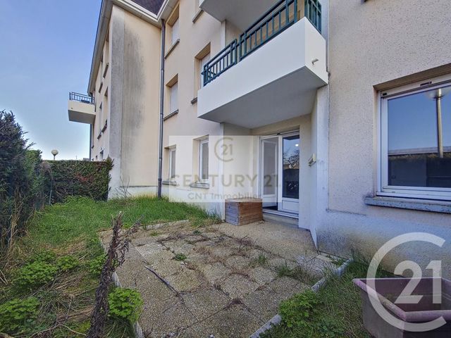 Appartement F2 à louer - 2 pièces - 44.3 m2 - PONTAULT COMBAULT - 77 - ILE-DE-FRANCE - Century 21 Cnt Immobilier