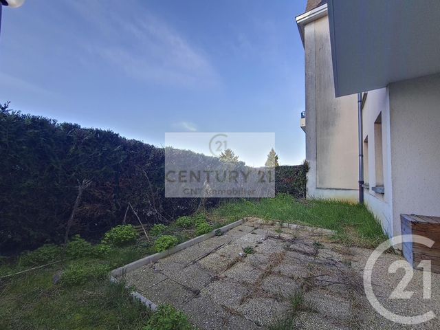 Appartement F2 à louer - 2 pièces - 44.3 m2 - PONTAULT COMBAULT - 77 - ILE-DE-FRANCE - Century 21 Cnt Immobilier