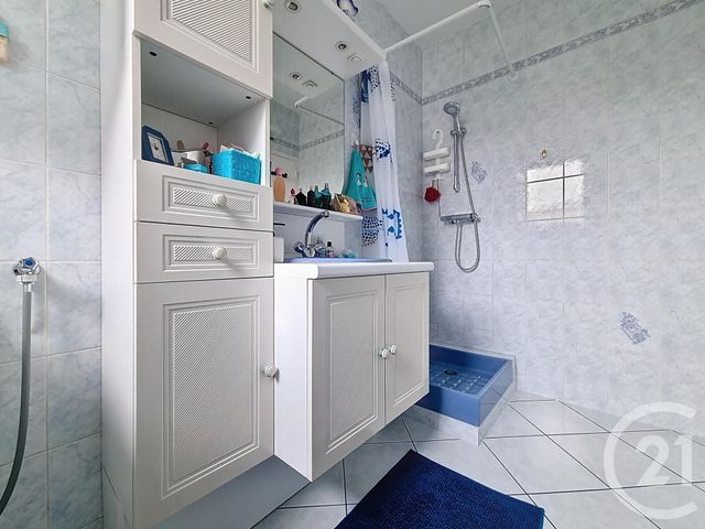 Appartement F3 à vendre - 3 pièces - 53.71 m2 - MONTREUIL - 93 - ILE-DE-FRANCE - Century 21 Cnt Immobilier