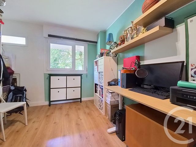 Appartement F3 à vendre - 3 pièces - 66.7 m2 - CHENNEVIERES SUR MARNE - 94 - ILE-DE-FRANCE - Century 21 Cnt Immobilier