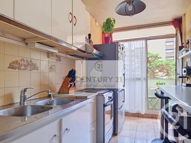Appartement F4 à vendre - 4 pièces - 82.09 m2 - CHENNEVIERES SUR MARNE - 94 - ILE-DE-FRANCE - Century 21 Cnt Immobilier
