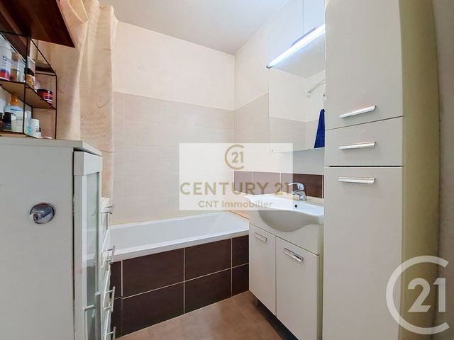 Appartement F4 à vendre - 4 pièces - 82.09 m2 - CHENNEVIERES SUR MARNE - 94 - ILE-DE-FRANCE - Century 21 Cnt Immobilier