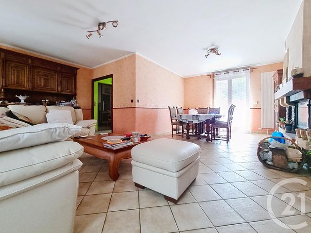 maison à vendre - 5 pièces - 139.49 m2 - OZOIR LA FERRIERE - 77 - ILE-DE-FRANCE - Century 21 Cnt Immobilier