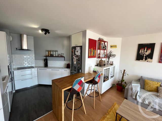 Appartement F3 à louer - 4 pièces - 87.93 m2 - CHENNEVIERES SUR MARNE - 94 - ILE-DE-FRANCE - Century 21 Cnt Immobilier