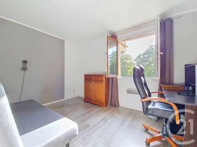 Appartement F5 à vendre - 5 pièces - 133.96 m2 - CHENNEVIERES SUR MARNE - 94 - ILE-DE-FRANCE - Century 21 Cnt Immobilier
