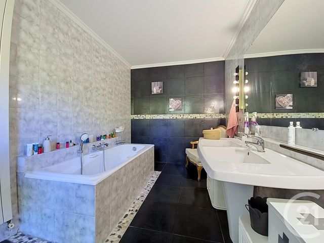 maison à vendre - 7 pièces - 200.0 m2 - CHAMPIGNY SUR MARNE - 94 - ILE-DE-FRANCE - Century 21 Cnt Immobilier