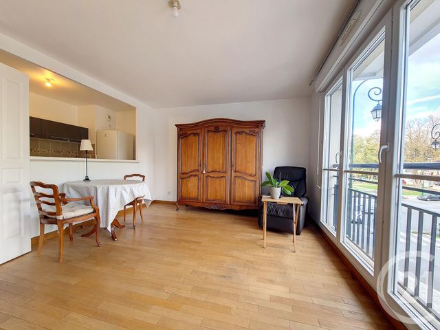 Appartement F2 à louer - 2 pièces - 43.02 m2 - SUCY EN BRIE - 94 - ILE-DE-FRANCE - Century 21 Cnt Immobilier