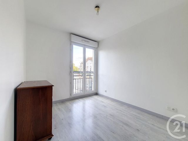 Appartement F2 à louer - 2 pièces - 43.02 m2 - SUCY EN BRIE - 94 - ILE-DE-FRANCE - Century 21 Cnt Immobilier
